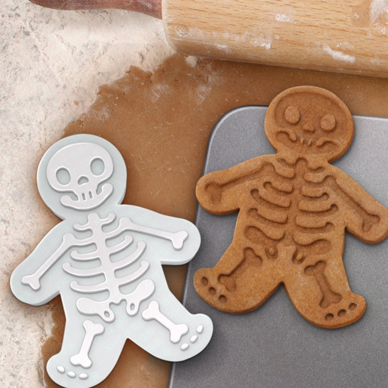 1PCS Halloween Cookie Cutter 3D Plastic Gingerbread Skeleton Biscuit Mold Fondant Pastry Dough Cutter Christmas Cake Decoration